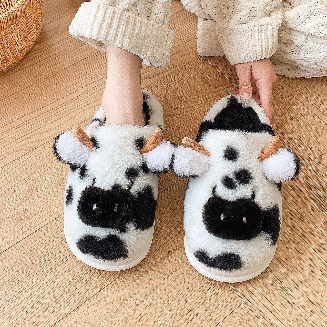 Cute Cartoon Cow Plush Slippers Winter Warm Indoor
